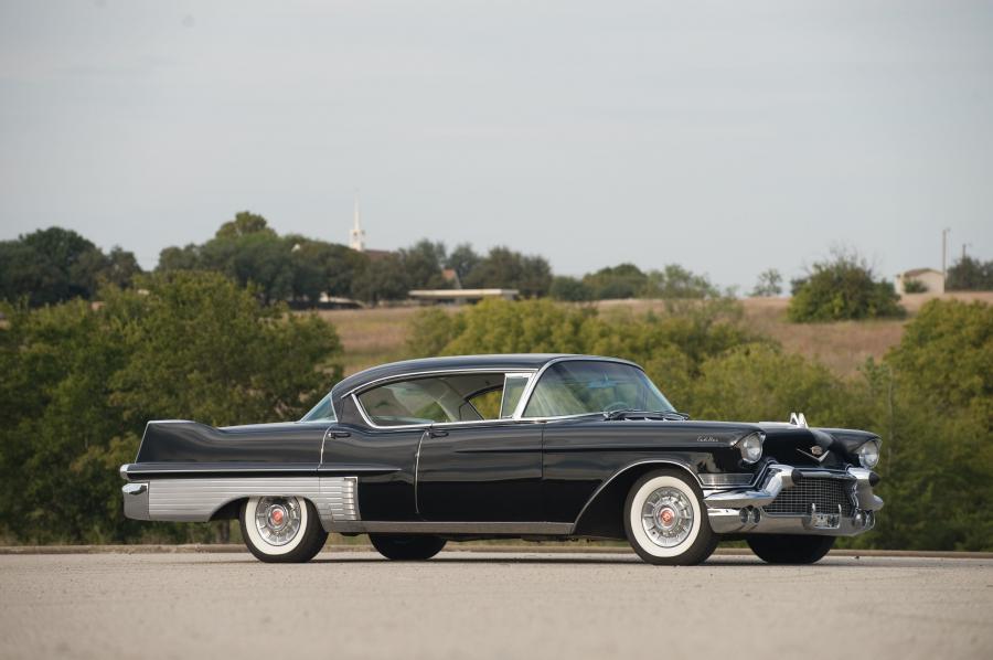  Cadillac Series 60 Fleetwood Special 1957 года  (фото 5 из 11)